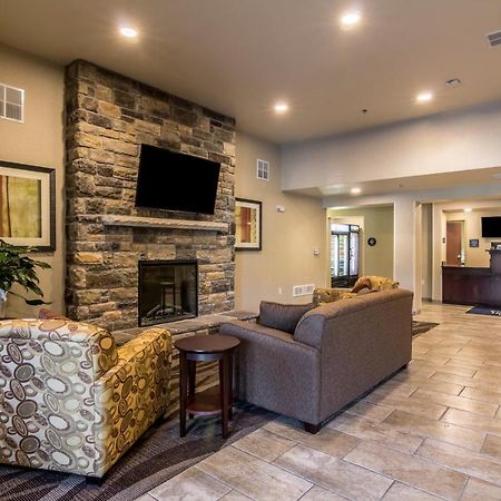 Cobblestone Inn & Suites - Barron Exterior foto